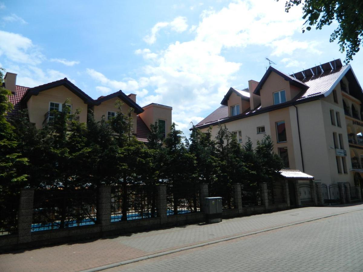 Pod Arkadami Darlowko Exterior photo